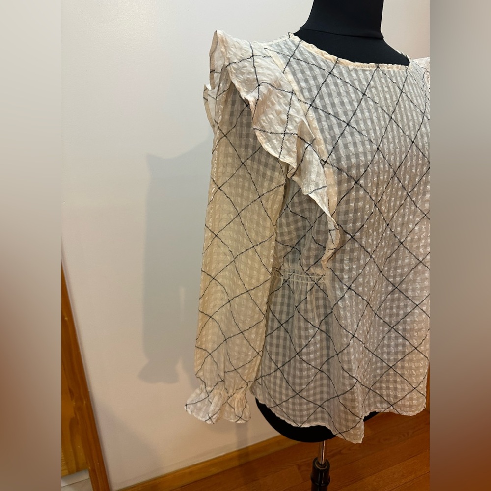 LOFT White Plaid Ruffle Sleeve Blouse Size M in excellent condition - Picture 7 of 16